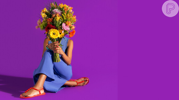 

É trend! De joia que muda de cor às sandálias com Frida Kahlo, veja novidades de moda e beleza de julho




