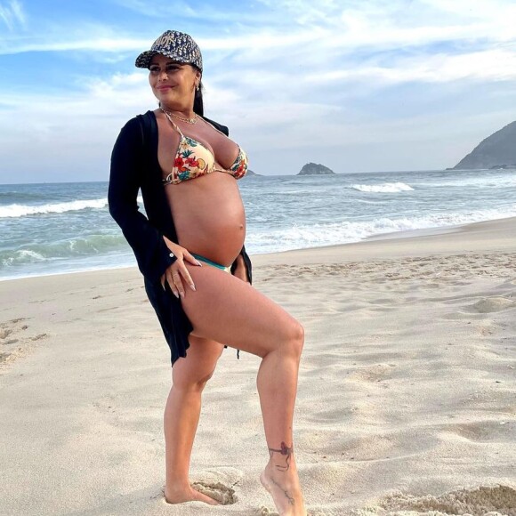 Viviane Araújo está grávida do primeiro filho, Joaquim