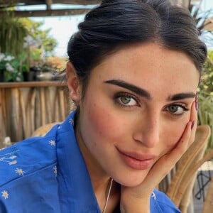 O primeiro trabalho de Elisa foi para a 'Cartier', que é uma joalheria francesa