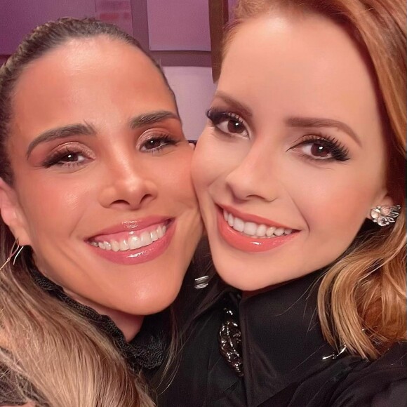 A convite de Sandy, Wanessa gravou com a artista a músca 'Leve'