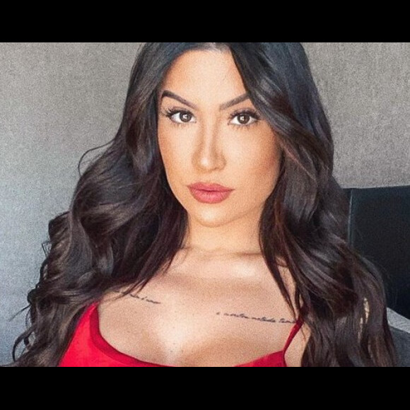 Bianca Andrade usou o Twitter para reclamar da maneira de flertar dos pretendentes