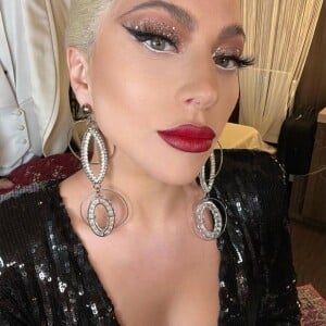 Lady Gaga é apaixonada por maquiagem e desde 2019 lançou a linha Haus Labs: em 2021, a marca de beleza passou por ampla reformulação