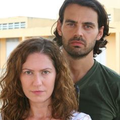 Na novela 'A Favorita', Dodi (Murilo Benício) atrapalha encontro de Flora (Patricia Pillar) e Zé Bob (Carmo Dalla Vecchia)