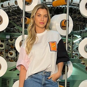 Jeans no verão: Andressa Suita opta por modelagens mais largas e confortáveis