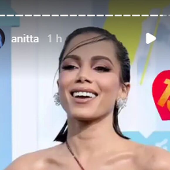 Anitta voltou a manifestar seu apoio político a Lula em sua rede social