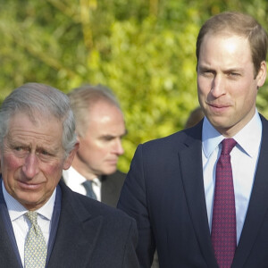 Rei Charles III vai deixar o trono para o filho, o príncipe William?