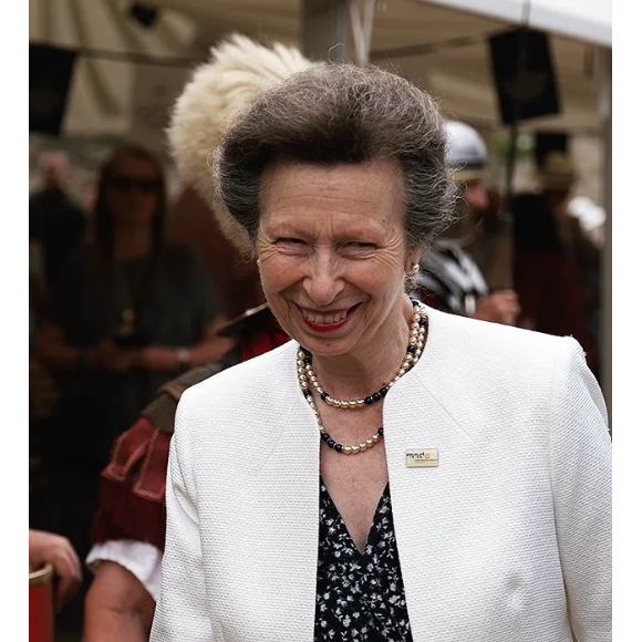 A Princesa Anne fez uma declaração para a Rainha Elizabeth II