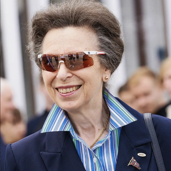 "Tive a sorte de partilhar as últimas 24 horas da vida da minha querida Mãe", declarou a princesa