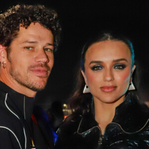 José Loreto revelou que foi ele quem tomou a iniciativa no namoro com Rafa Kalimann