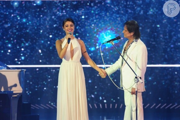 Sophie Charlotte é elogiada por performance ao lado de Roberto Carlos em especial