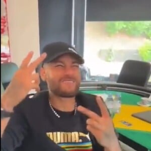 Declaração de Xolo aconteceu uma hora após Neymar publicar um vídeo demonstrando apoio a Bolsonaro