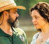 Em "Pantanal": Alcides (Juliano Cazarré) e Maria Bruaca (Isabel Teixeira) irão embora da fazenda