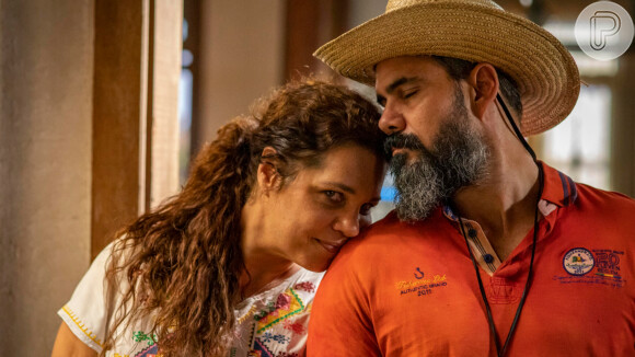 Na última semana da novela 'Pantanal', Maria Bruaca (Isabel Teixeira) e Alcides (Juliano Cazarré) vão fazer sexo depois que o peão matar Tenório (Murilo Benício)