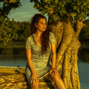 Na última semana da novela 'Pantanal', Alcides (Juliano Cazarré) recebe declaração de amor de Maria Bruaca (Isabel Teixeira)
