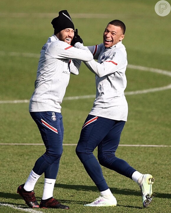 A relação entre Neymar e Mbappé está conturbada desde o início da temporada