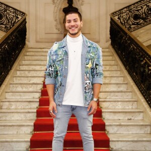 Arthur Aguiar falou sobre o fim da relação com Maíra Cardi