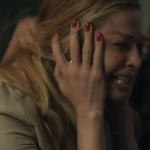 Grazi Massafera interpreta Débora na novela 'Travessia'