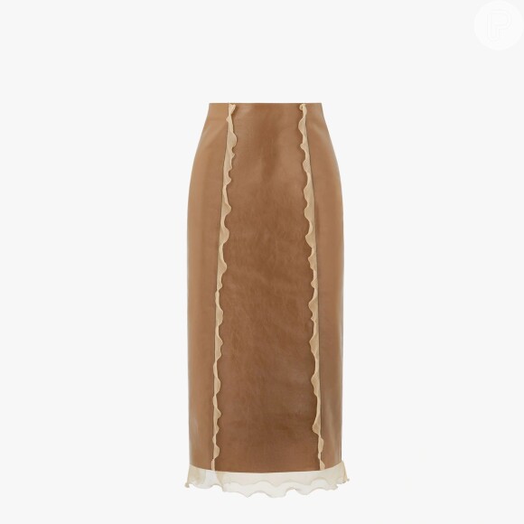 A saia midi usada por Marina Ruy Barbosa é a brown crackled leather skirt, da Fendi: a roupa custa R$ 19,8 mil no site oficial da marca