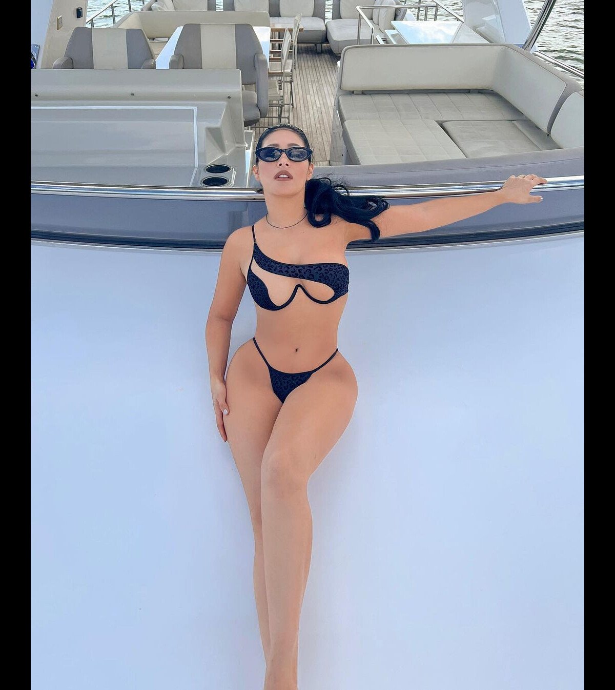 Foto: Simaria escolheu um biquíni com recorte diferente e tons de nude para  cutir praia em Miami - Purepeople