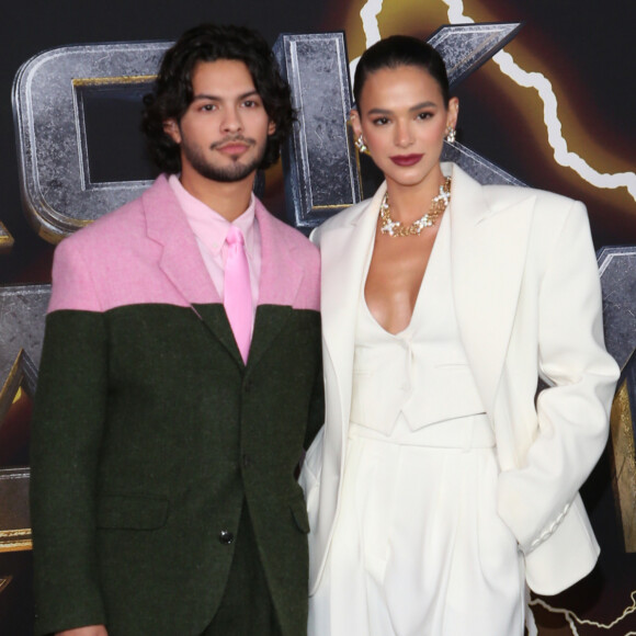 Bruna Marquezine pretende morar em Nova York para ter mais oportunidades internacionais