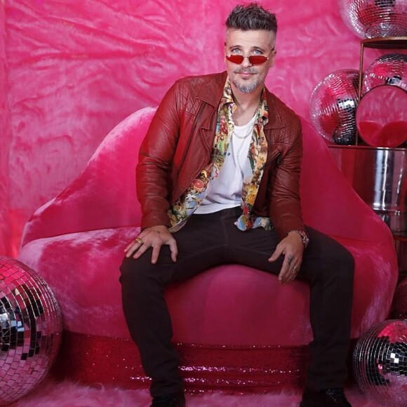 Bruno Gagliasso pediu a volta do horário de verão, quando o relógio é adiantado em uma hora