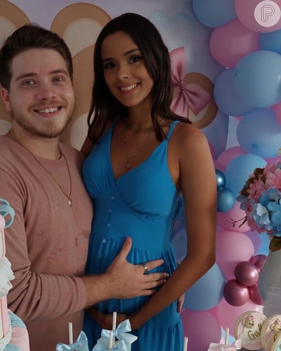 Pedro Malta e a mulher, Fernanda Malta, revelaram o sexo do primeiro filho do casal, um menino, em outubro de 2022