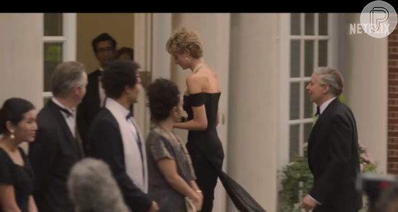 Vestido da vingança reapareceu em trailer da Netflix e movimentou a web: a peça foi usada por Princesa Diana logo após a traição de Charles se tornar pública