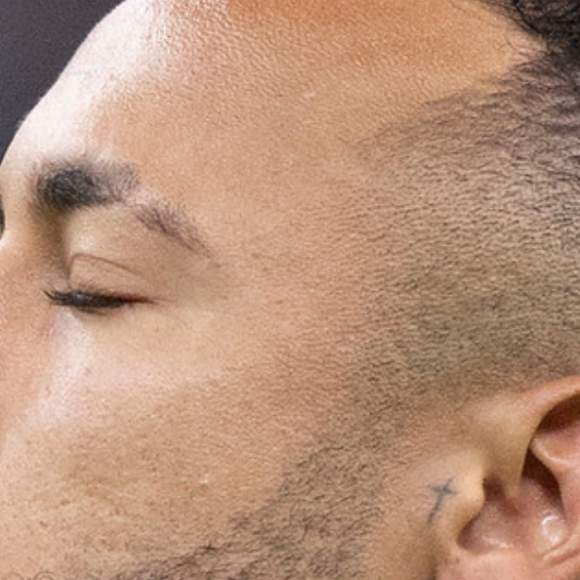 Neymar quebrou o silêncio e se pronunciou em uma carta aberta aos fãs após sofrer uma lesão no tornozelo e ser afastado da fase de grupos na Copa do Mundo do Catar