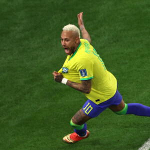 Gol de Neymar não foi o suficiente para o Brasil ganhar o jogo