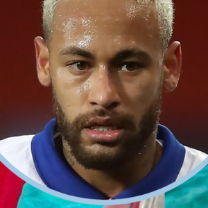 Ex-namorada de Neymar, a influenciadora Bruna Biancardi causou frisson entre os fãs ao aparecer só de maiô em uma rede social