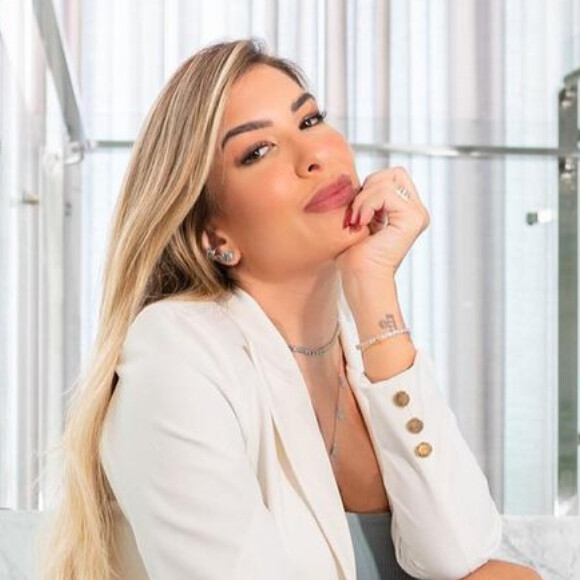 Lorena Improta revela estado de saúde após procedimento para diminuir dores, em 17 de dezembro de 2022