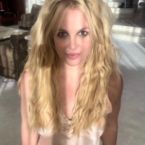 Britney Spears tem pregado a liberdade em seus posts.