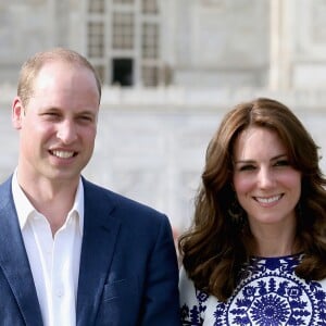 Príncipe William e Kate Middleton voltaram a aparecer durante a missa na igreja St. Mary Magdalene, em Sandringham