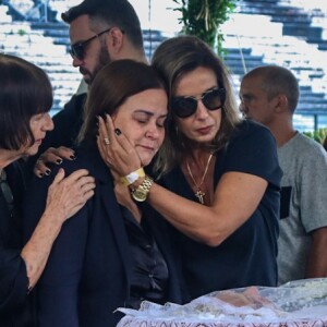 Corpo de Roberto Dinamite foi velado pela família: ex-jogador morreu aos 68 anos em 8 de janeiro de 2023