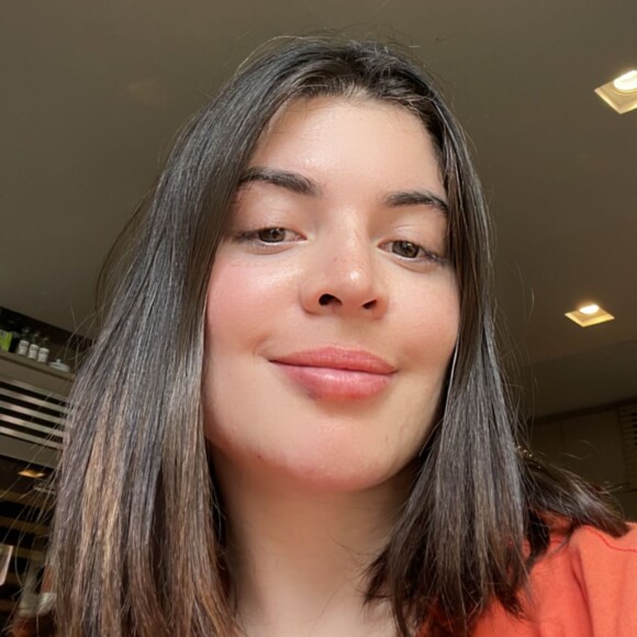 Gkay retirou o preenchimento labial e exibiu a boca ao natural