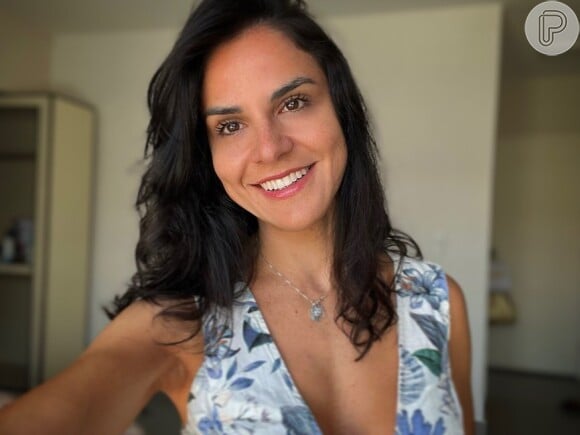 Priscila Castello Branco é atriz, humorista e roteirista e acumula participações na TV Globo e no Multishow