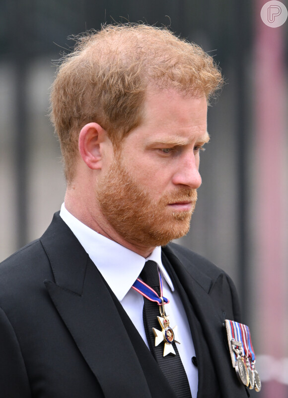 Príncipe Harry salvou a modelo britânica de uma enrascada durante um porre