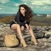 Giovanna Antonelli posa com sapatos e acessórios inspirados nas paisagens da Chapada Diamantina, na Bahia