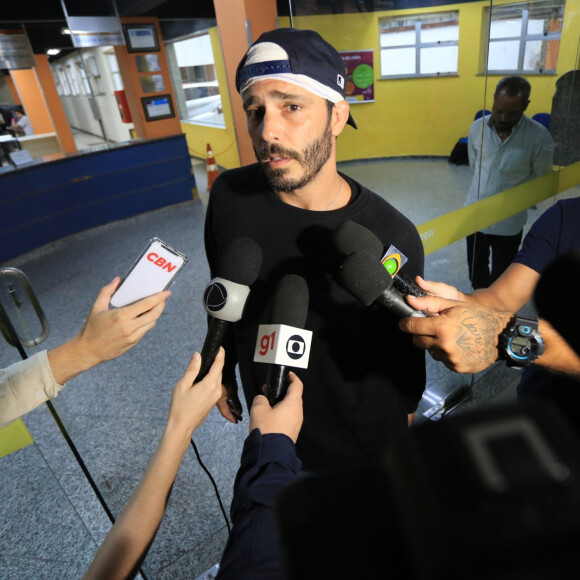 Thiago Rodrigues denunciou agressão em assalto e acabou desmentido pela Polícia Civil do Rio de Janeiro
