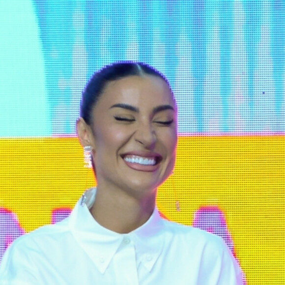 Bianca Andrade garantiu que está bem e trabalhando do hospital