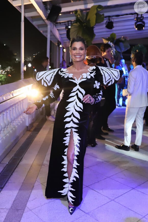 Vestido de Hebe Camargo foi usado por Flávia Alessandra no Baile da Vogue