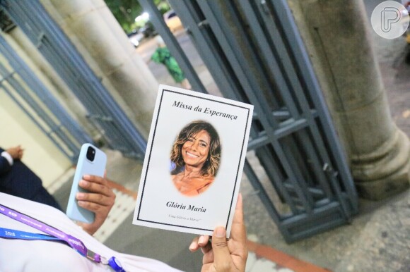 Gloria Maria: convidados receberam folheto de 'Missa da Esperança' uma semana após a morte da jornalista