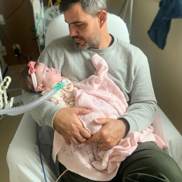 |Filha de Juliano e Letícia Cazarré nasceu com uma doença rara no coração