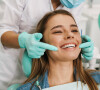 A lente de contato dental é um tratamento odontológico estético focado na melhora da aparência dos dentes