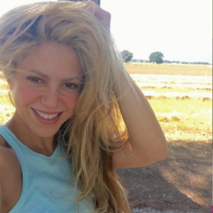 'Shakira se afastou de um relacionamento tóxico', apontou um fã
 