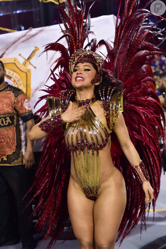 Mileide Mihaile estreou como rainha de bateria da Independente Tricolor no carnaval 2023, no Grupo Especial de SP