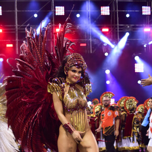 Mileide Mihaile brilhou como rainha de bateria da Independente Tricolor no carnaval 2023, no Grupo Especial de São Paulo