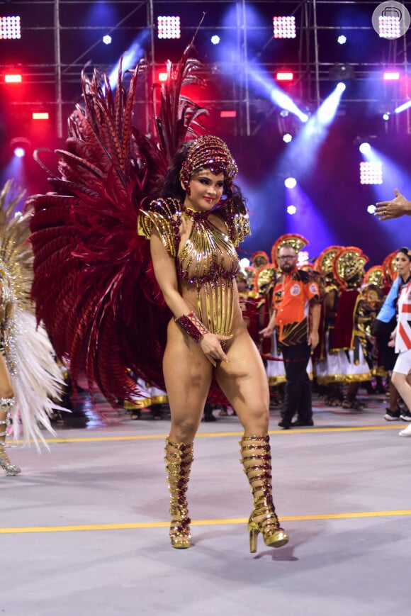 Mileide Mihaile brilhou como rainha de bateria da Independente Tricolor no carnaval 2023, no Grupo Especial de São Paulo
