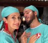 Fátima Bernardes e Túlio Gadêlha usaram jalecos de médica e enfermeira no carnaval 2023 e acabaram dividindo opiiões. Apresentadora disse se tratar de uma homenagem aos profissionais