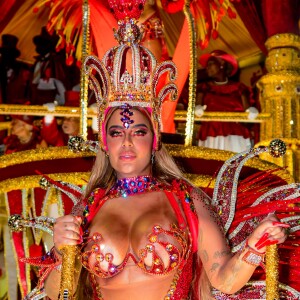 Rafaella Santos retornou ao Carnaval para desfilar mais uma vez no Salgueiro